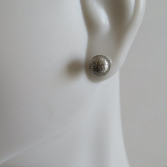 Vintage Sterling Silver Textured Stud Earrings, EUC - Picture 4 of 6